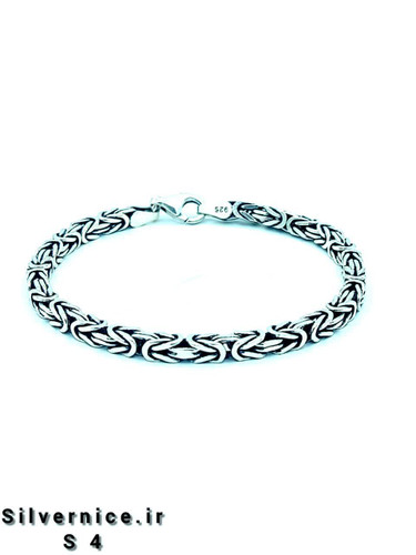 دستبند کرال سیاه قلم سایز 4