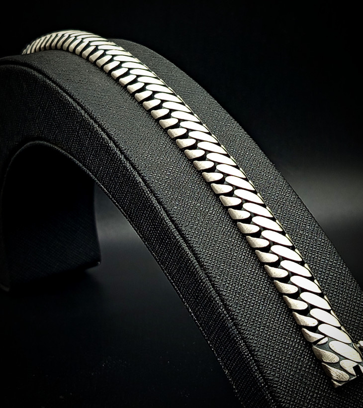 دستبند مردانه نقره اورجینال